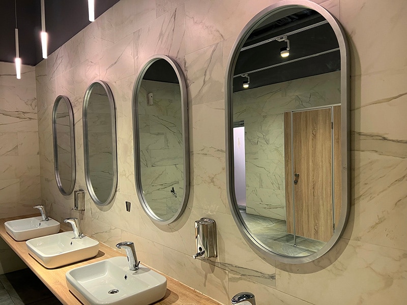 commercial bathroom sinks