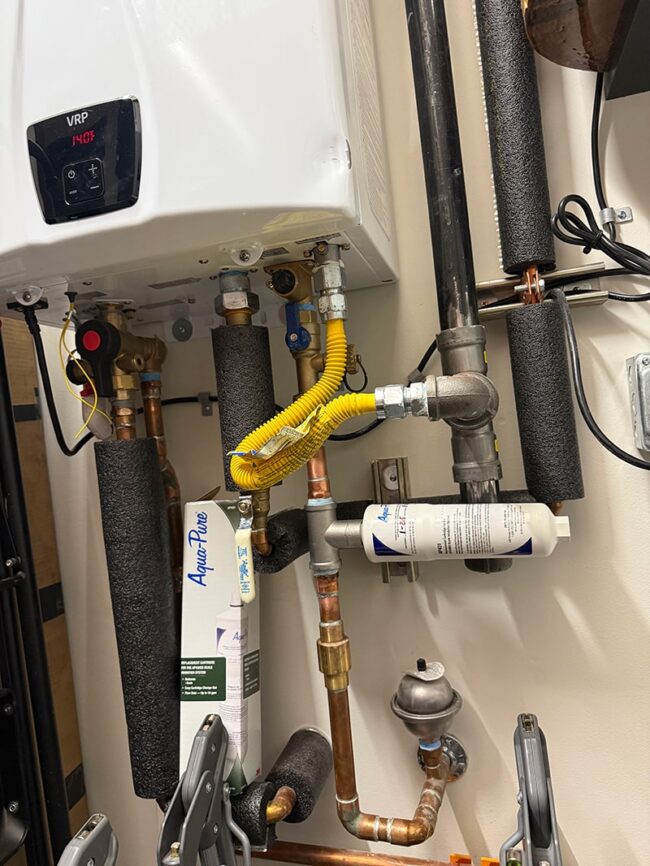 Tankless water heater descaler installed at commercial building in Post Falls Tankless water heater descaler installed at commercial building in Post Falls