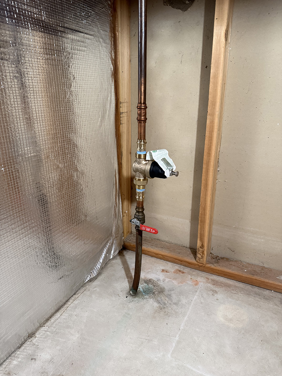 spokane-prv-water-main-installation pressure reducing valve installed on residential water main in Spokane